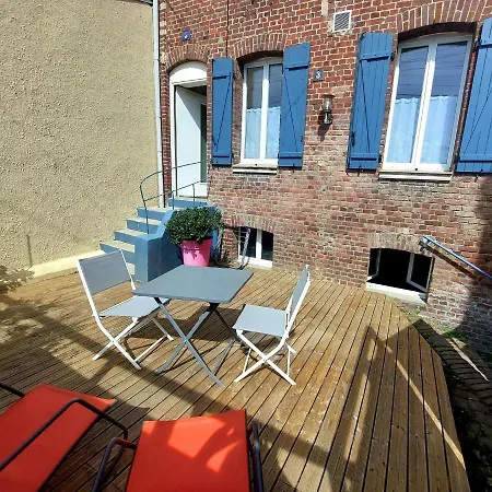Apartment Les Belles Terrasses Dieppe: Tranquil With Avenue Views