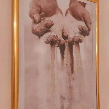 Les Belles Terrasses ,3 , Le Vegetal De 1 A 8 Personnes , Le Tropical De 1 A 6 Personnes , Le Floral Avec Terrasse De 1 A 3 Personnes , Quartier Calme Au Stationnement Gratuit A Cote De L'avenue Verte Dieppe