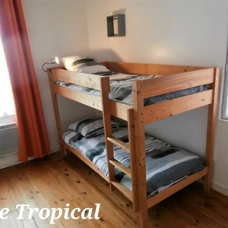 Апартаменты Les Belles Terrasses ,3 , Le Vegetal De 1 A 8 Personnes , Le Tropical De 1 A 6 Personnes , Le Floral Avec Terrasse De 1 A 3 Personnes , Quartier Calme Au Stationnement Gratuit A Cote De L'avenue Verte Дьепп