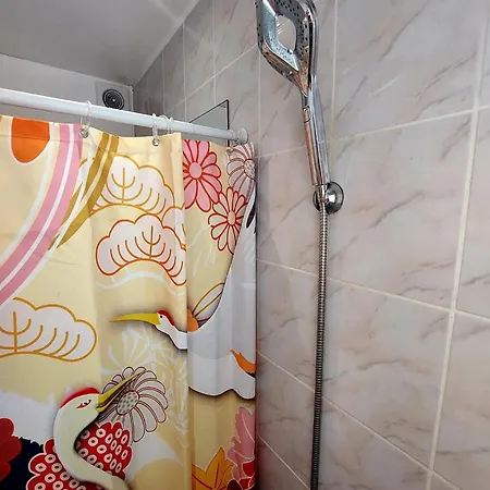 Les Belles Terrasses ,3 , Le Vegetal De 1 A 8 Personnes , Le Tropical De 1 A 6 Personnes , Le Floral Avec Terrasse De 1 A 3 Personnes , Quartier Calme Au Stationnement Gratuit A Cote De L'avenue Verte Apartmán Dieppe