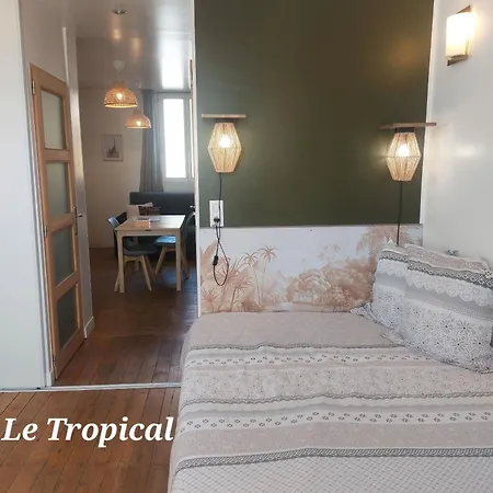 Les Belles Terrasses ,3 , Le Vegetal De 1 A 8 Personnes , Le Tropical De 1 A 6 Personnes , Le Floral Avec Terrasse De 1 A 3 Personnes , Quartier Calme Au Stationnement Gratuit A Cote De L'avenue Verte Апартаменты